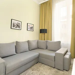 Apartament Jasne Studia Very Berry W Centrum Poznania By Renters