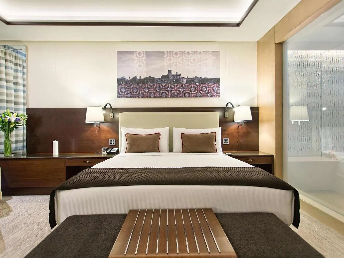 Fairmont Baku, Flame Towers Hotel Azerbaijan