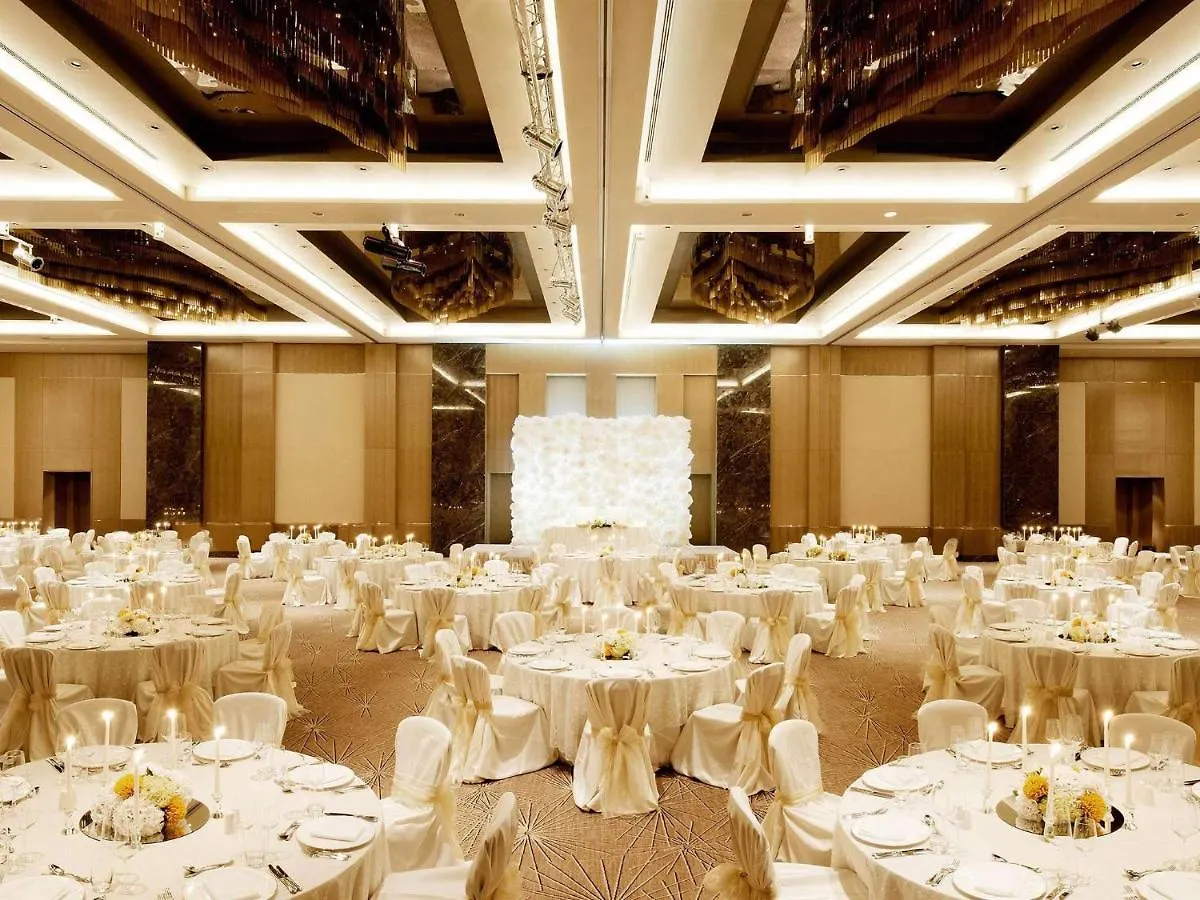 Fairmont Baku, Flame Towers Hotel 5*, Baku